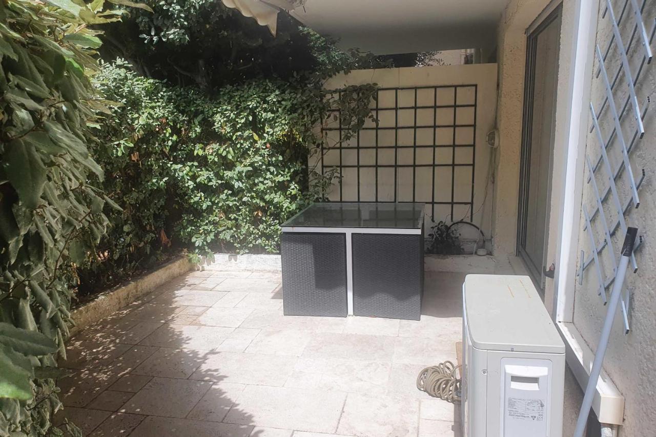 Charming 42M With Terrace In The City Center Saint-Tropez Esterno foto